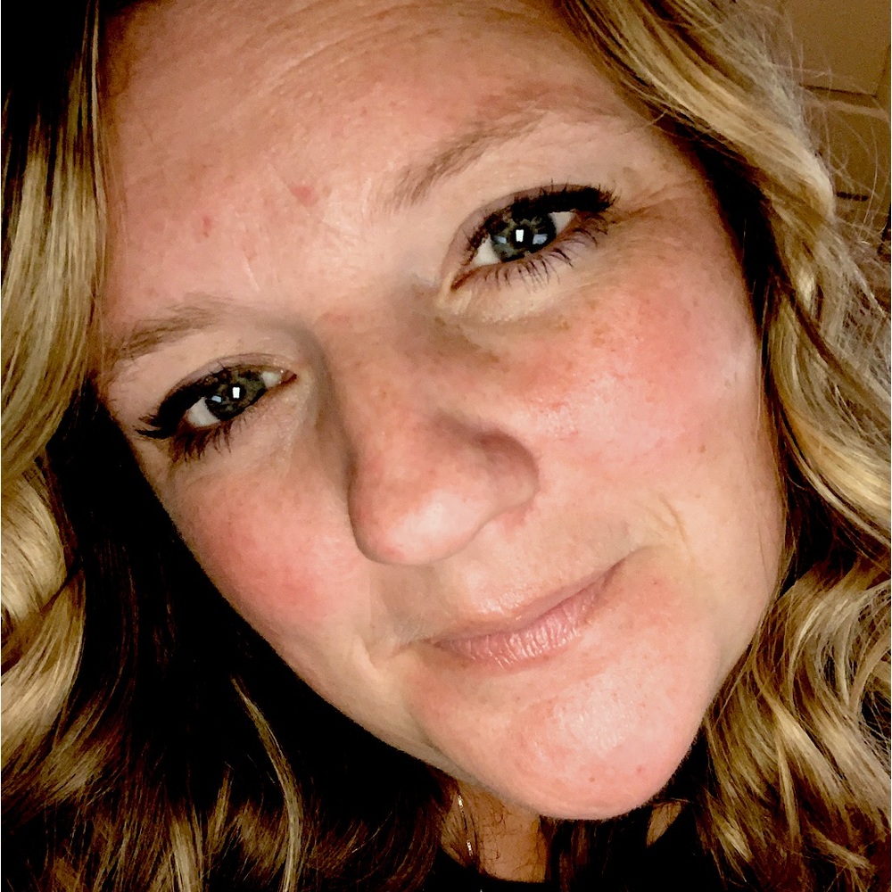 Meet your Posher, Christy